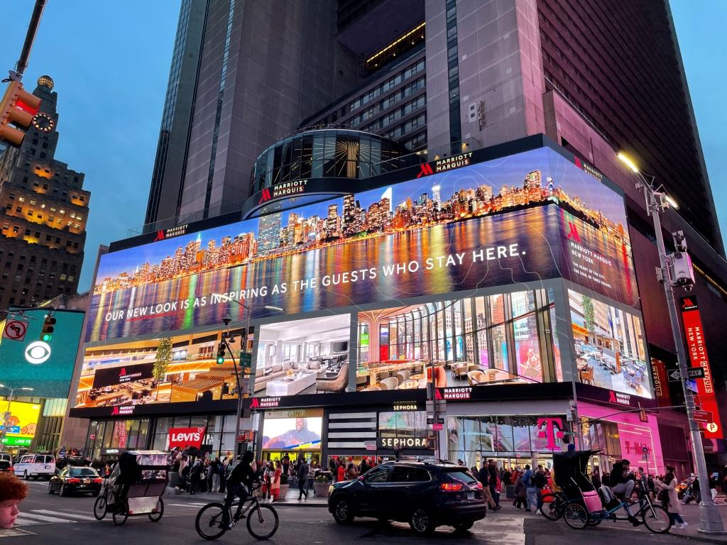 New-York-Marriot-Marquis-ext-.jpg