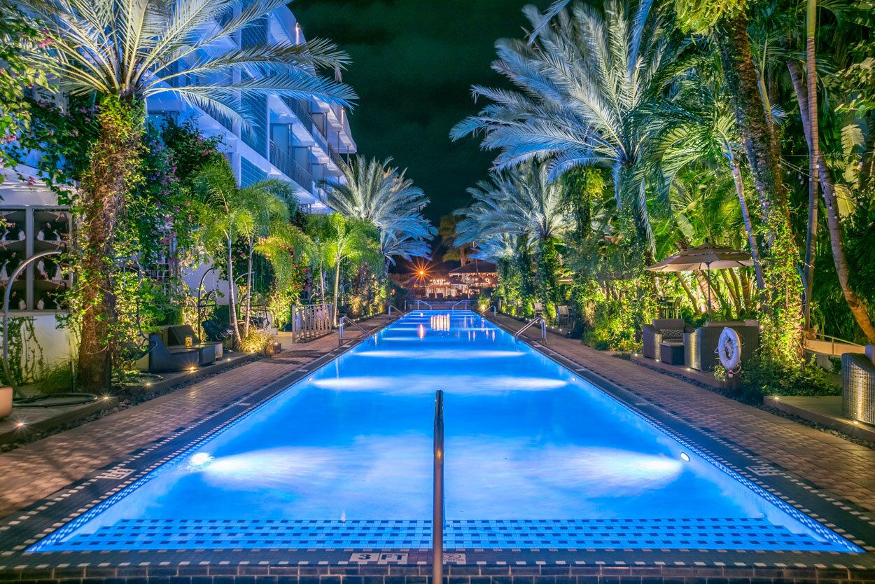 national-hotel-infinity.jpg
