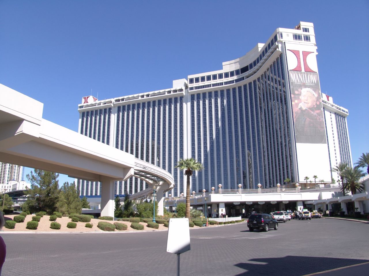 Las_Vegas_Hilton_Hotel.jpg